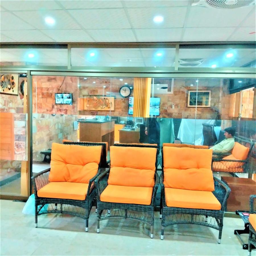 Hotel Vista Inn Dha Rawalpindi Dış mekan fotoğraf