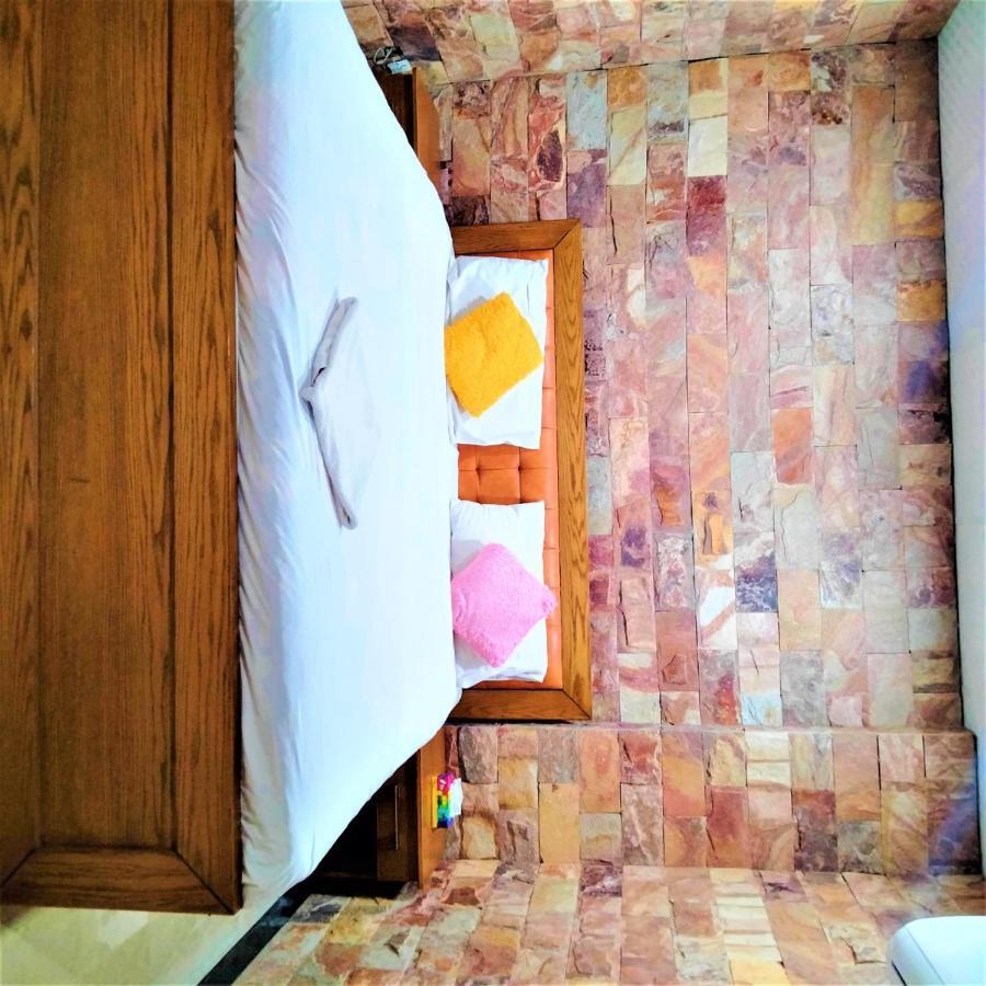 Hotel Vista Inn Dha Rawalpindi Dış mekan fotoğraf