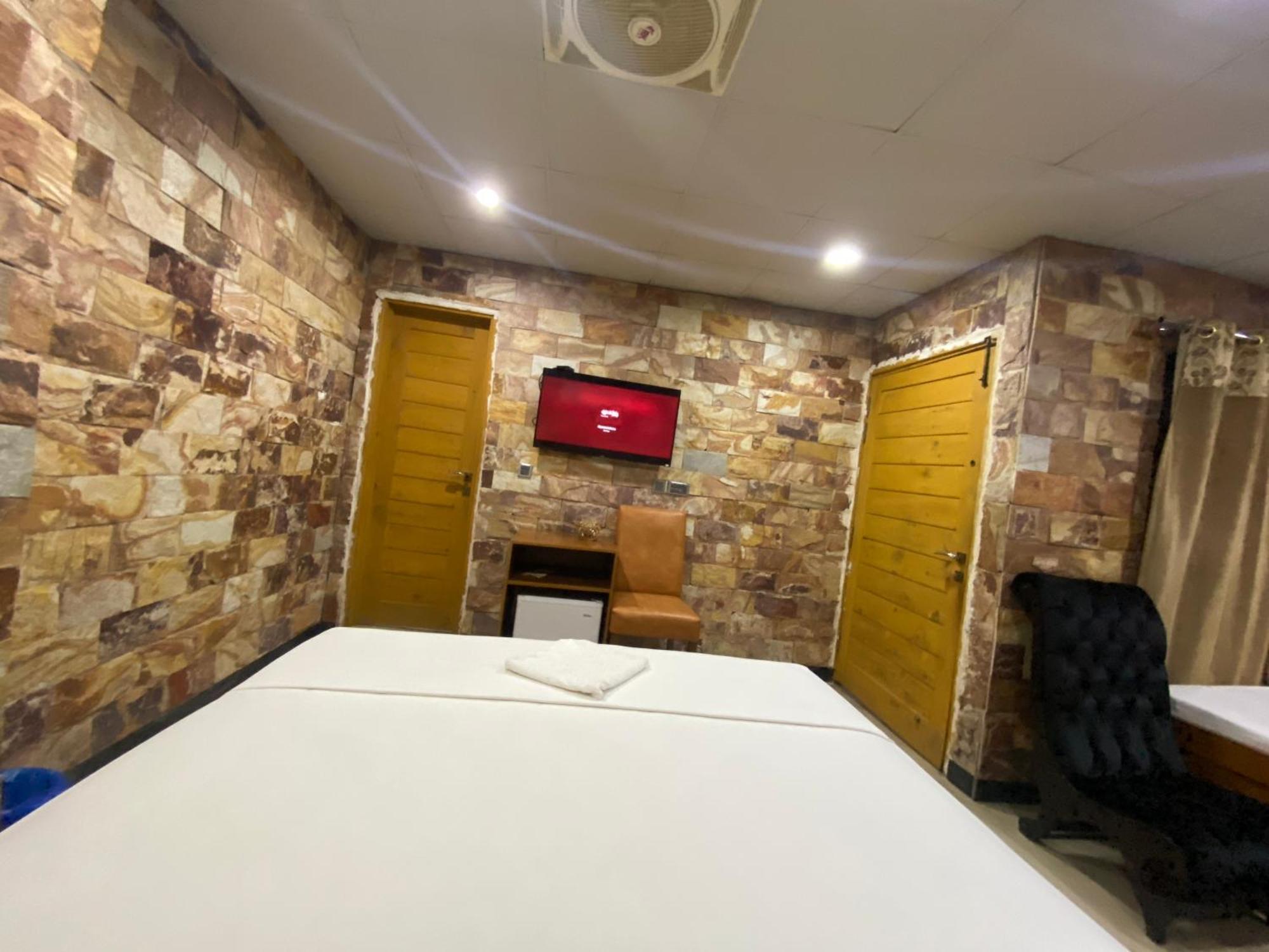 Hotel Vista Inn Dha Rawalpindi Dış mekan fotoğraf